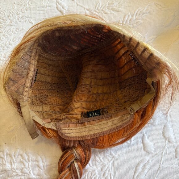 FREE WITH PURCHASE Lace Front Synthetic Wig 🤩 - Picture 3 of 3